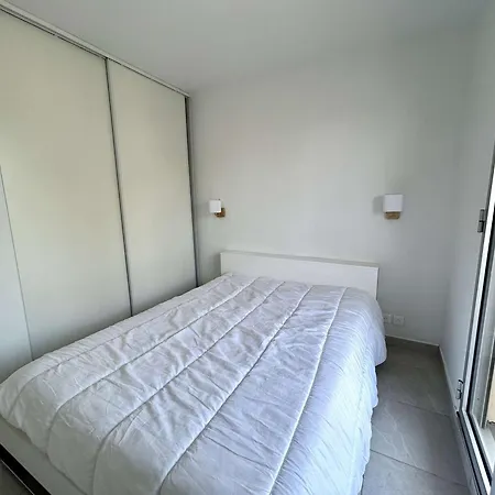 公寓 2 Pieces Proche Avec Parking A Saint-raphael - Fr-1-226a-209